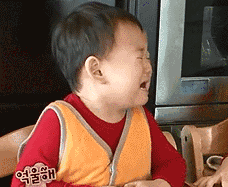 哭泣的小男孩.gif